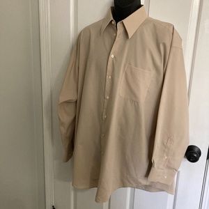 Claiborne Men’s Button Down Shirt, Size XL, Tan Color-Excellent condition!